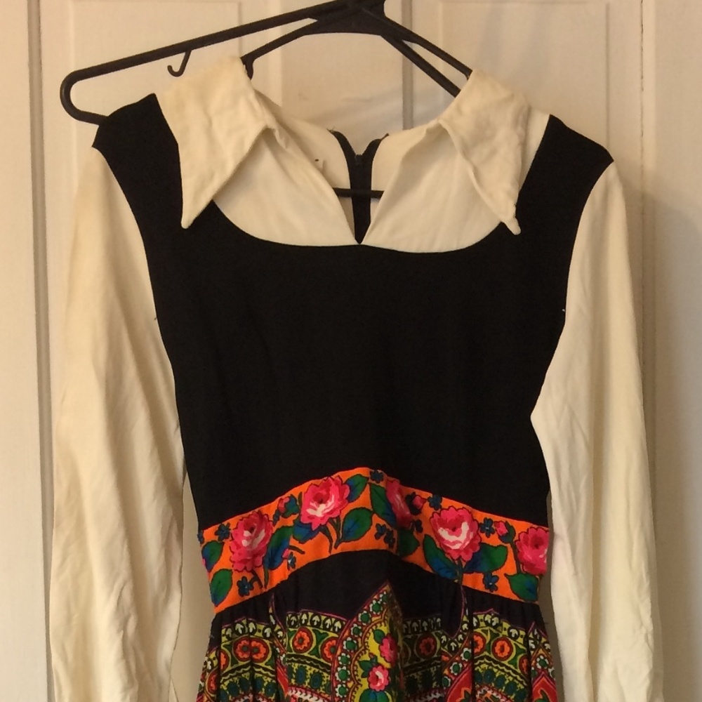 Vintage Carlette 1970's Dress